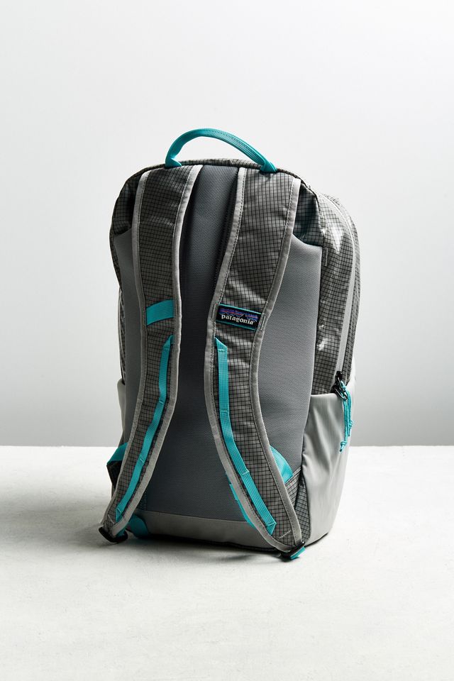 patagonia black hole messenger bag 1465cu in Patagonia Black Hole Messenger Bag  Geartrade.com