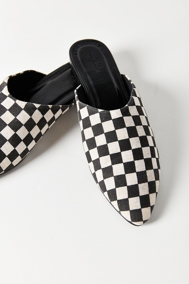 UO Pointy-Toe Mule #1