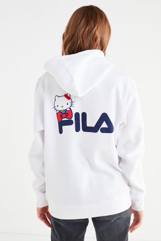 Fila hoodie 2024 urban outfitters