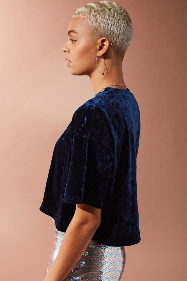 UO Cropped Velvet Tee #3