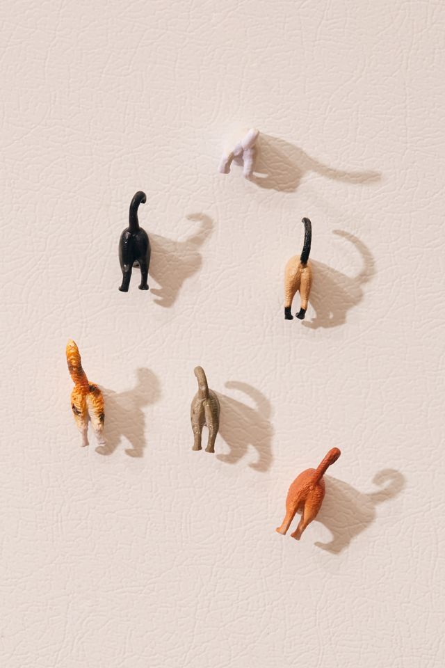Cat Tail Magnet #3