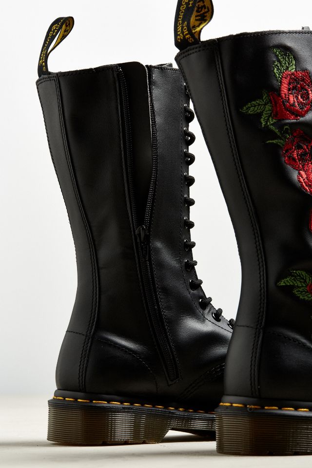 Dr. Martens Vonda Rose Boot #5