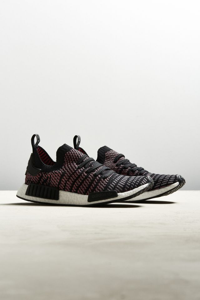 Adidas nmd r1 hot sale primeknit black