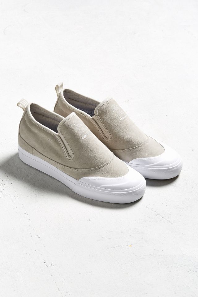 adidas matchcourt slip on leather