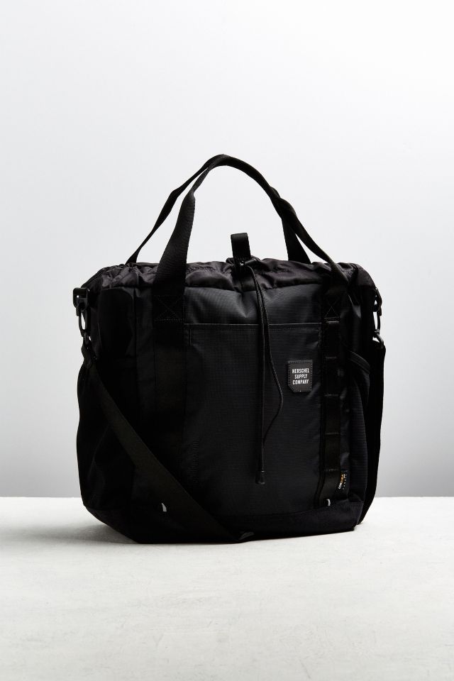 Barnes tote herschel hotsell