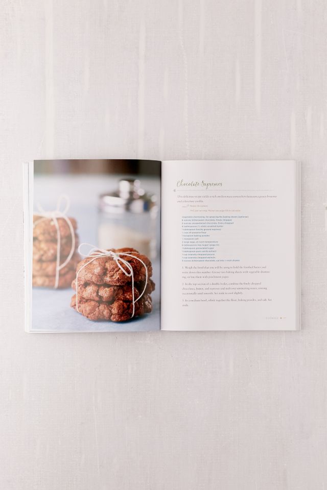 Sweet Mary Jane: 75 Delicious Cannabis-Infused High-End Desserts By Karin Lazarus #6