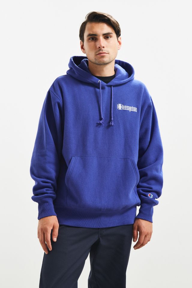 Champion UO Exclusive Blue Script Reverse Weave Hoodie | Urban Outfitters