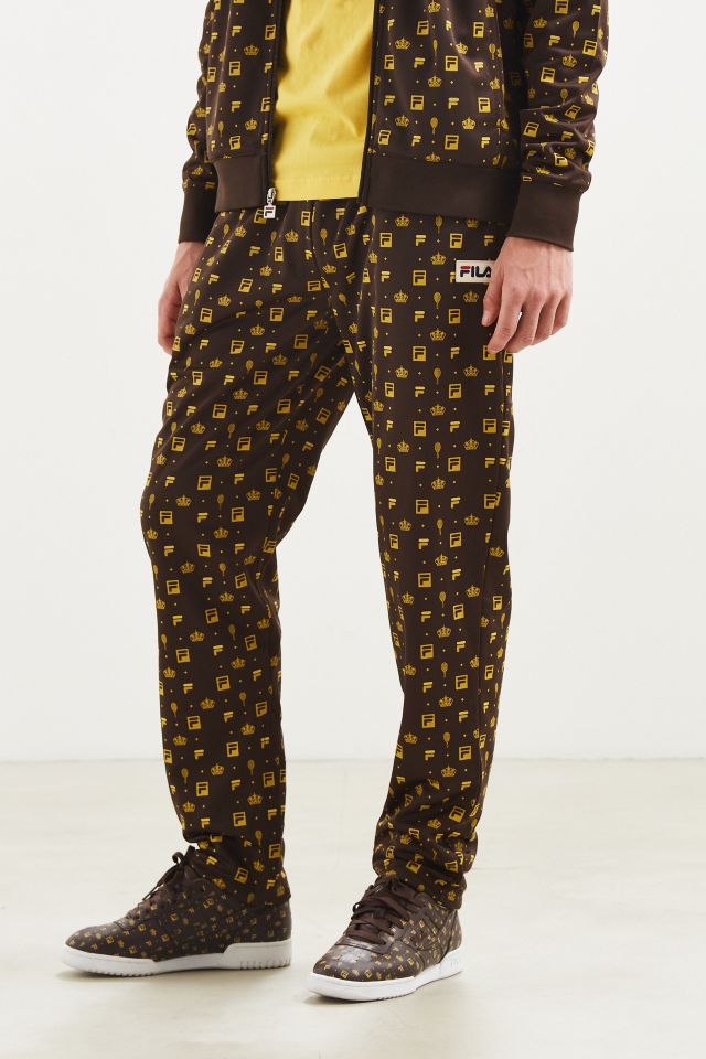 værksted kommentar Mania FILA Monogram Track Pant | Urban Outfitters