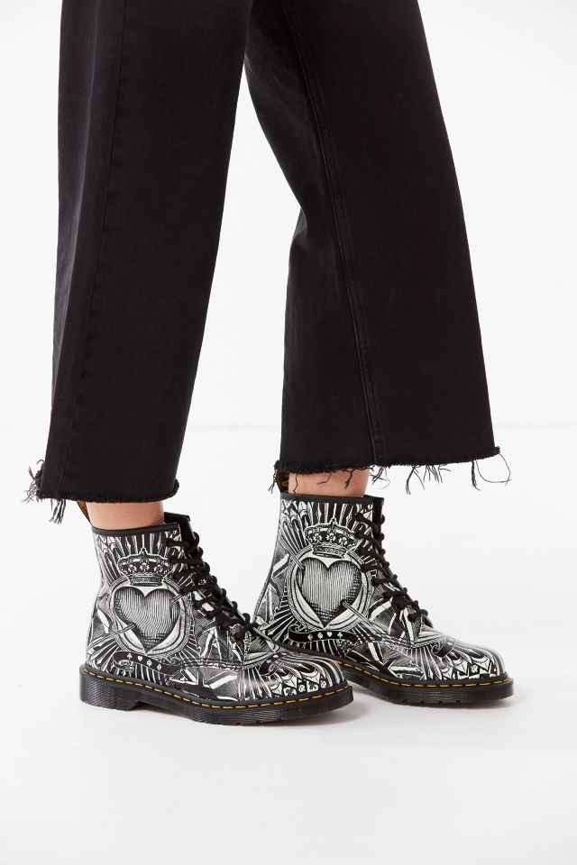 Dr martens playing card hot sale boots