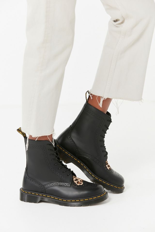 Dr. Martens II Heart Boot | Urban Outfitters