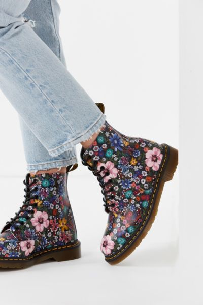 Dr martens 865 on sale wanderlust