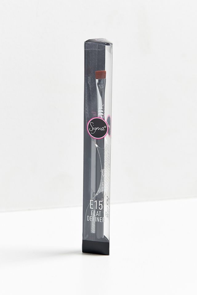 Sigma Beauty E15 Flat Definer Brush #1