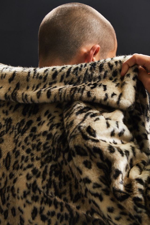UO Faux Fur Bomber Jacket #4