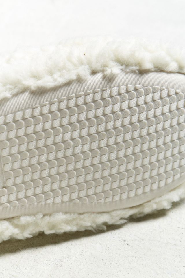 UO Sherpa Slipper #5