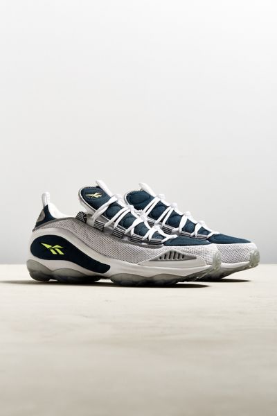 Reebok リーボック DMX RUN 10 Reebok DMX Run 10 Sneaker | Urban Outfitters