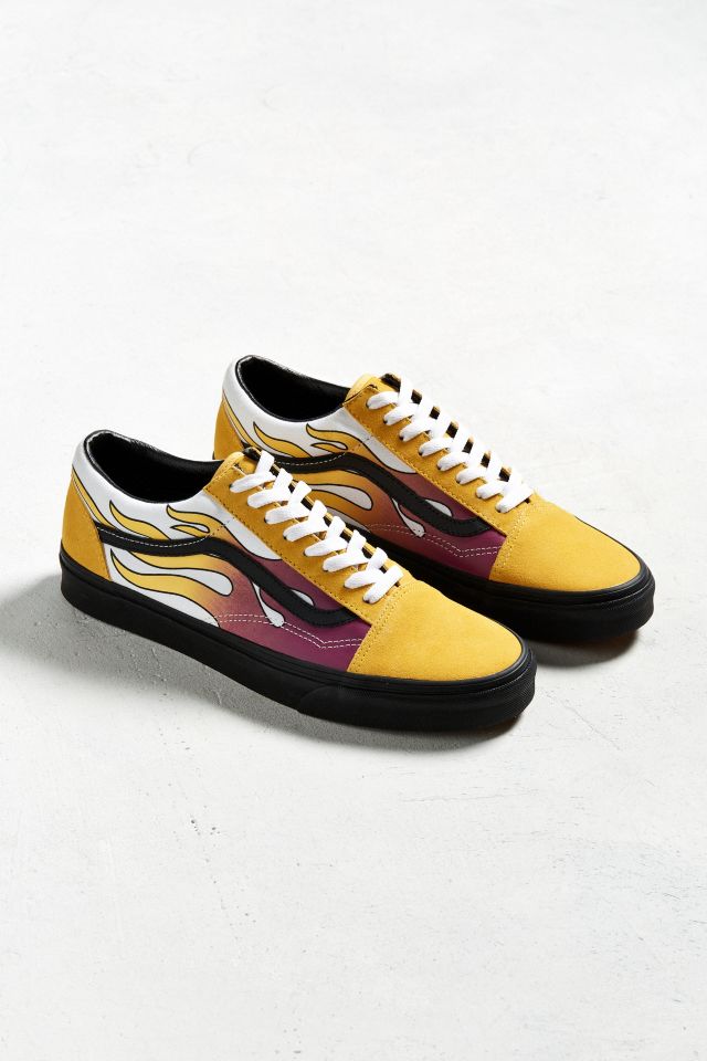 sygdom ordningen koncept Vans Old Skool Yellow Flame Sneaker | Urban Outfitters