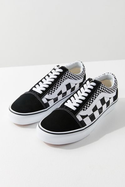Bron cabine Haast je Vans Mix Checkerboard Old Skool Sneaker | Urban Outfitters
