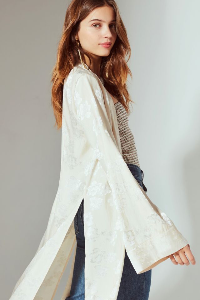 UO Shelly High-Slit Jacquard Kimono #2