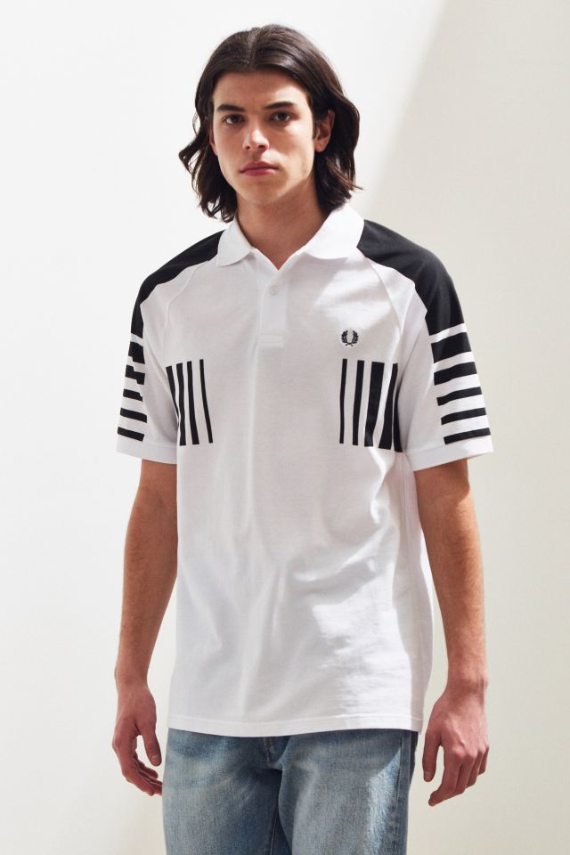 Fred Perry Blocked Graphic Pique Polo Shirt | Urban Outfitters