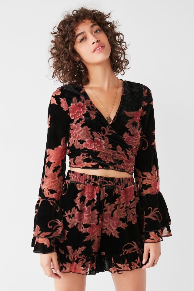 UO Burnout Velvet Ruffle Short #5