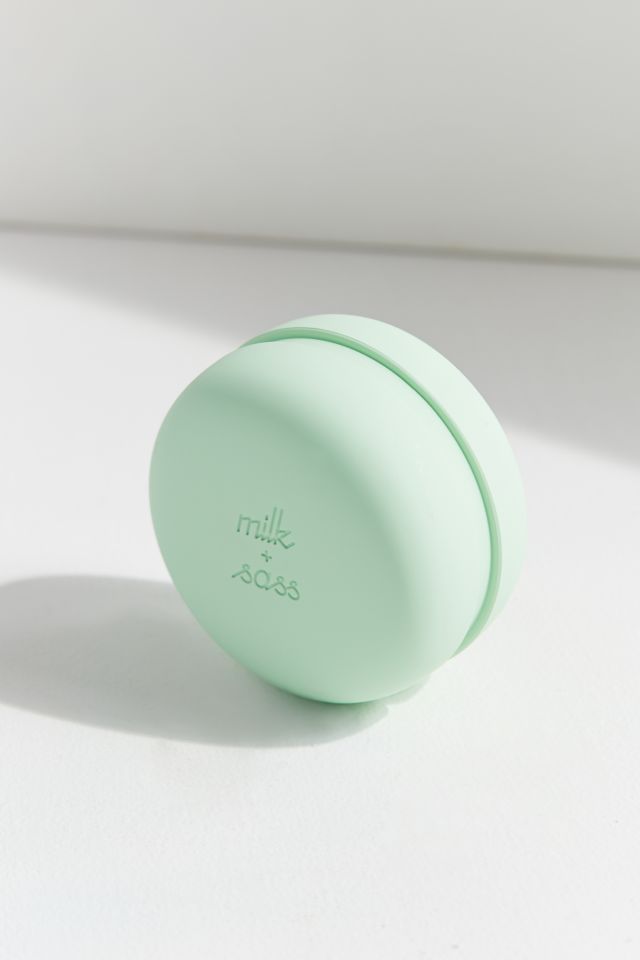 Milk+Sass Macaron Detangling Brush #1