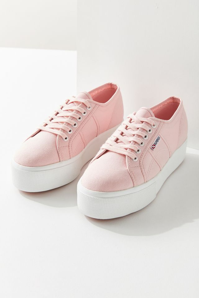 Sneakers à plateforme pastel Superga #3