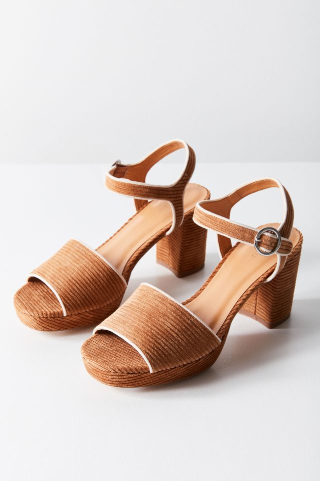 Arlo Corduroy Platform Heel #1