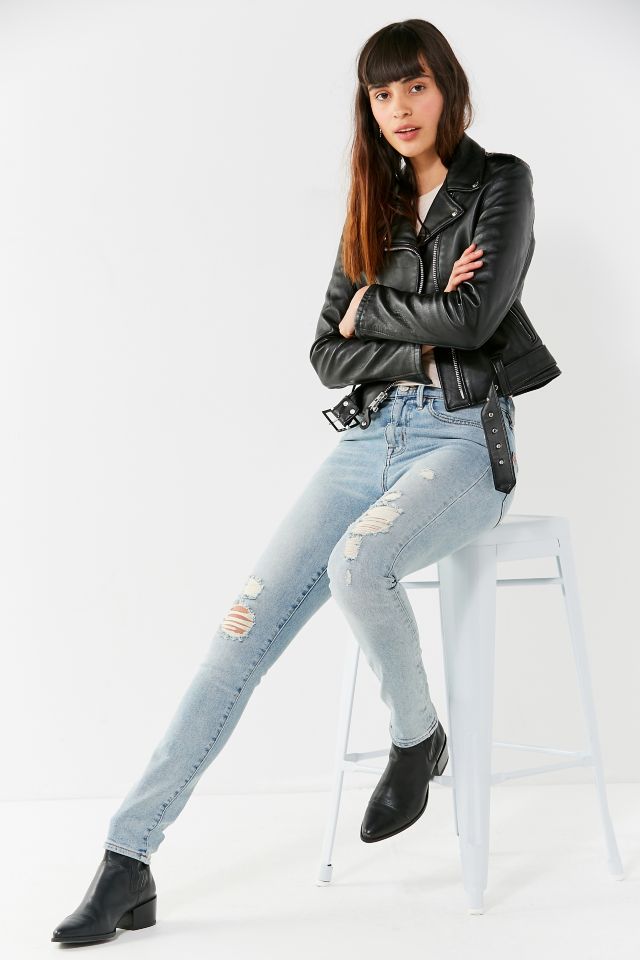 BDG Twig Ripped High-Rise Skinny Jean – Light Wash #4