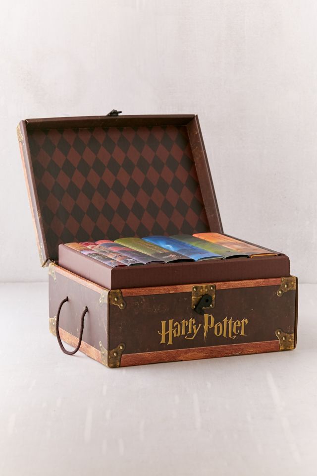 Harry Potter Books 1-7 Collectible Trunk Set By J.K. Rowling