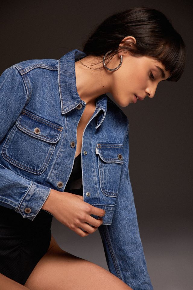 Levi’s SilverTab Cropped Denim Trucker Jacket | Urban Outfitters