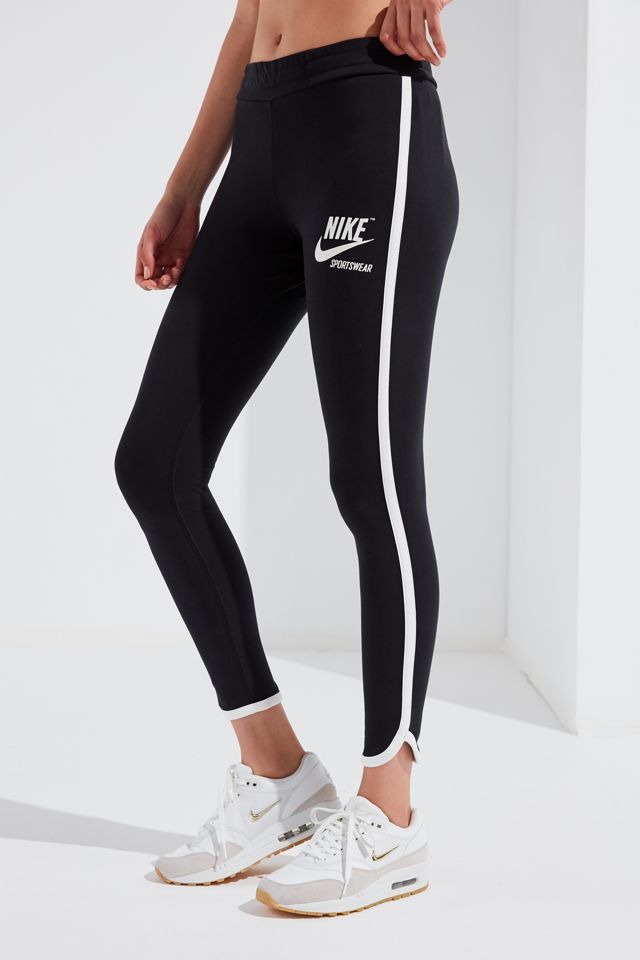 Nike Archive Contrast Stripe Legging #1