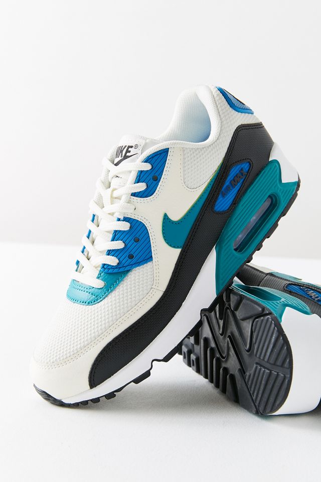 Nike Air Max 90 Colorblock Sneaker | Urban Outfitters