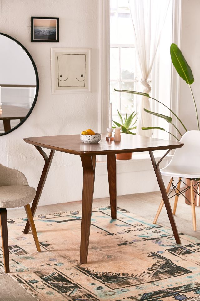 Dining table urban deals outfitters