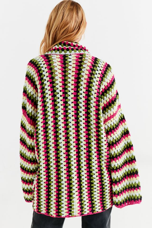 Cardigan en tricot crocheté Mira UO #3