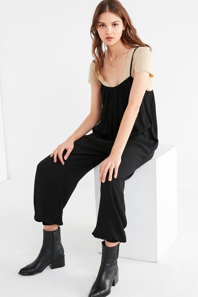 UO Slouchy Leg Cropped Jumpsuit