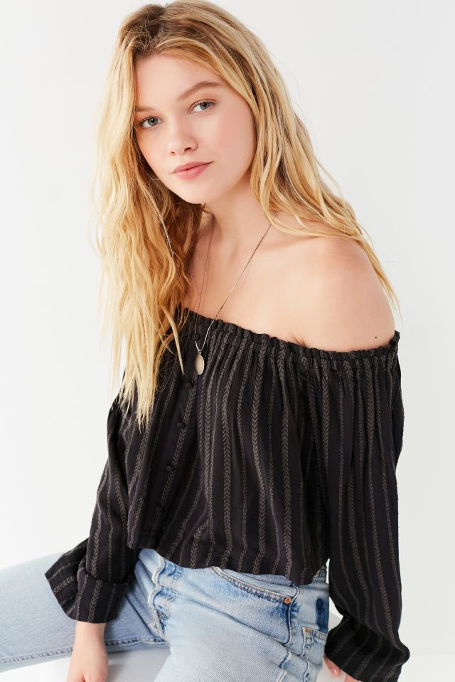 UO Laurel Eyelet Off-The-Shoulder Top | Urban Outfitters