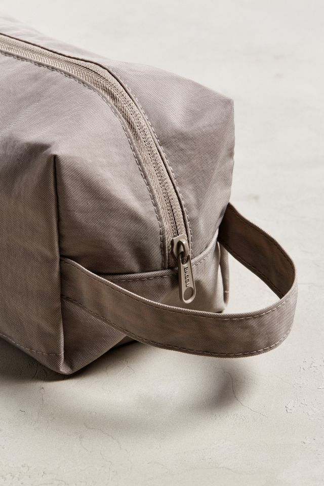 Trousse de toilette de voyage BAGGU #1