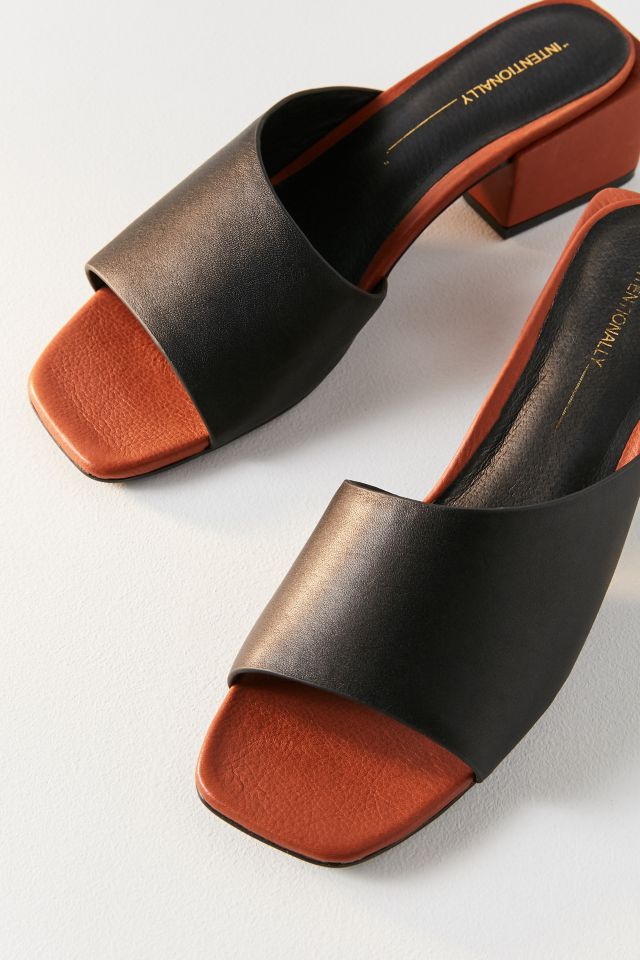 Intentionally Blank Roll Asymmetrical Mule Heel #3