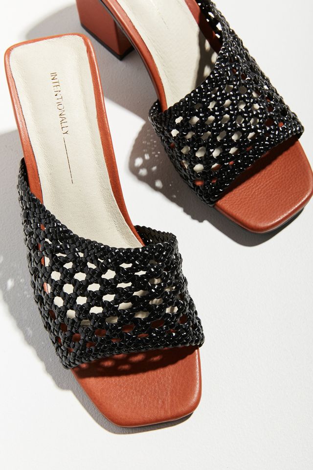 Intentionally Blank Roll Woven Mule Heel #5