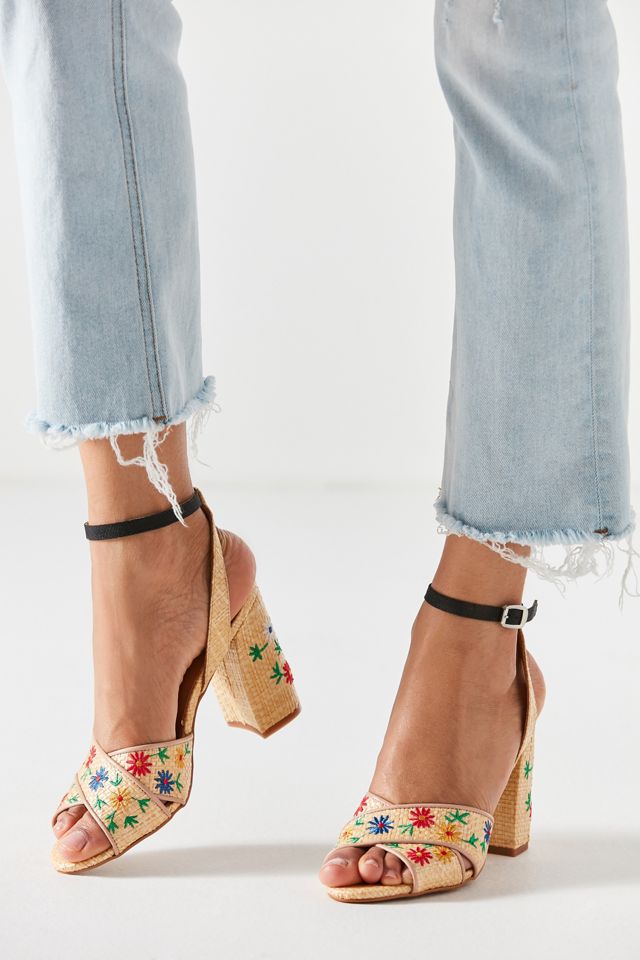 Crosswalk Oralisa Raffia Floral Heel #3