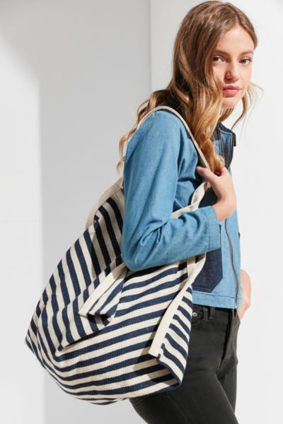 Loop Pyramid Tote Bag | Urban Outfitters