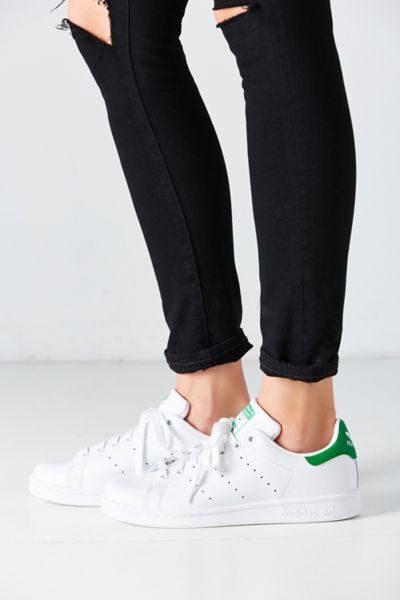 Stan smith shop black urban outfitters