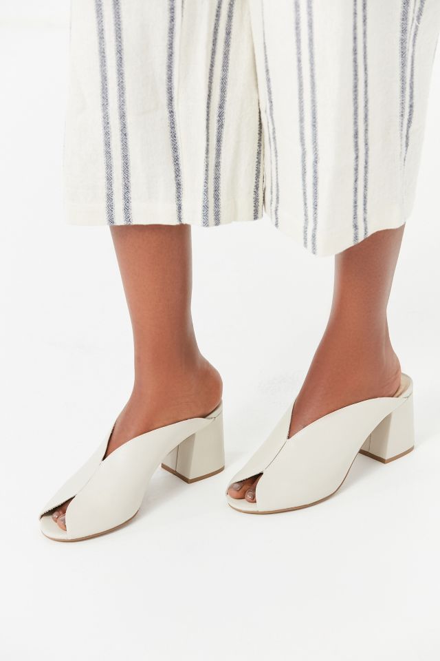 Seychelles By The Beach Mule Heel