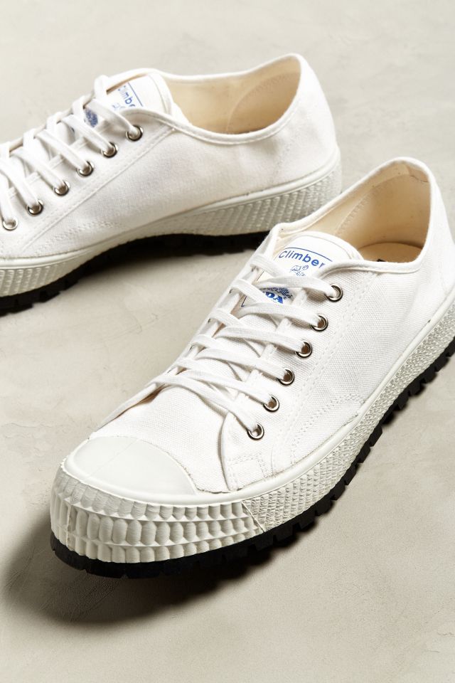 ZDA Partizánske Treaded Toe Cap Lo Sneaker | Urban Outfitters