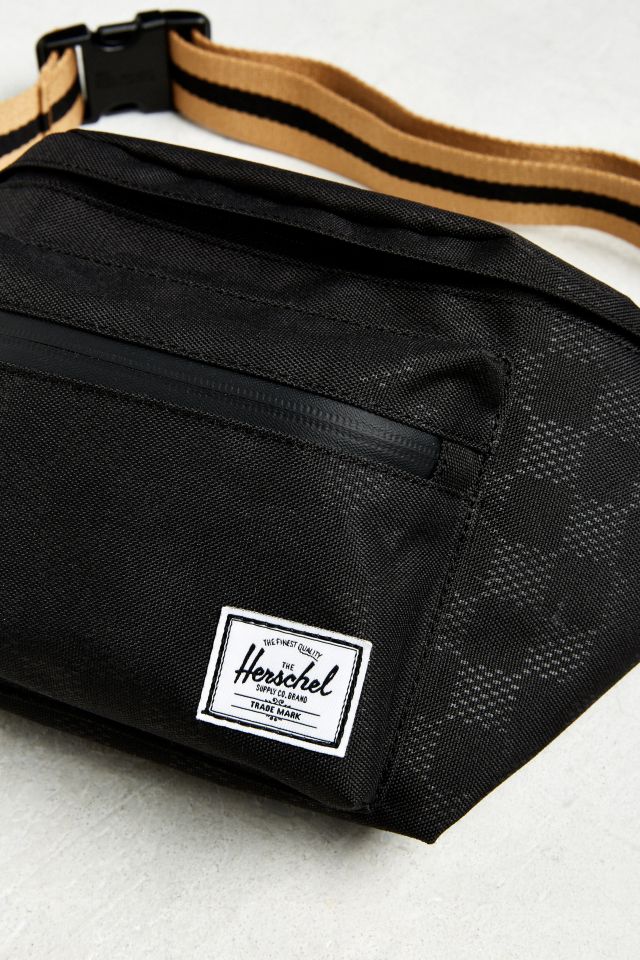 Herschel Supply Co. UO Exclusive 17 Sling Bag #2