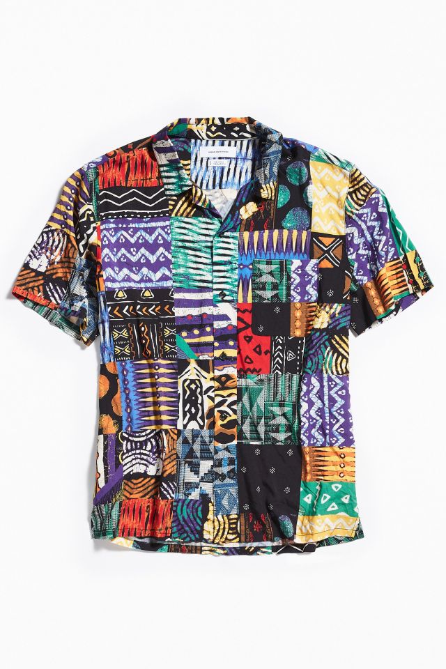 UO Blocked Bright Pattern Rayon Short Sleeve Button-Down Shirt