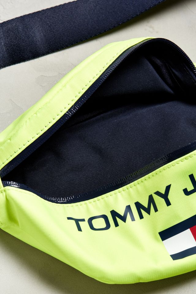 Tommy Jeans ‘90s Sling Bag #5