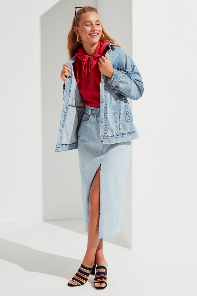Levi’s Oversized Denim Trucker Jacket #3