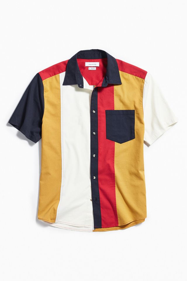 UO Colorblocked Denim Collar Short Sleeve Button-Down Shirt | Urban ...