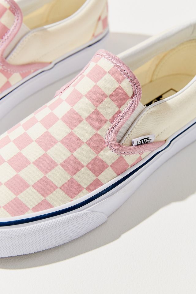 Pink and white hotsell checkered slip on vans